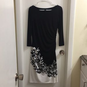 Ralph Lauren beautiful below-the-knew Dress